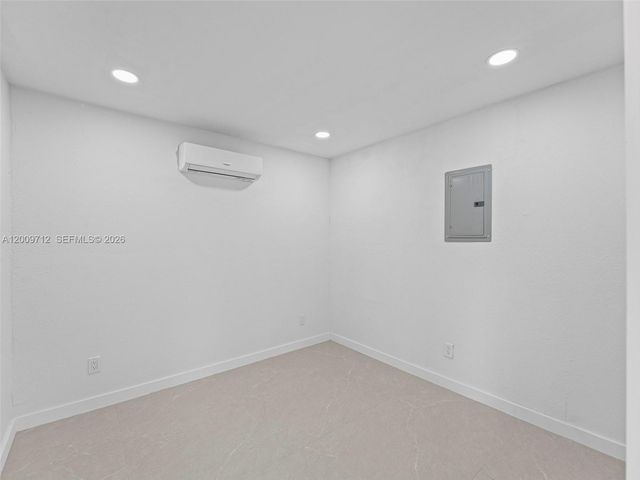 1368 W 29th St 2, Hialeah, FL 33012