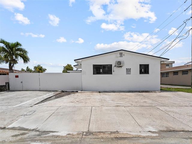 1368 W 29th St 2, Hialeah, FL 33012