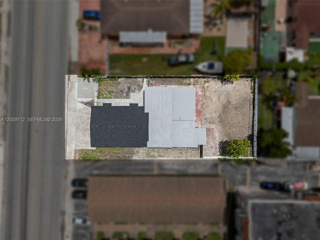 1368 W 29th St 2, Hialeah, FL 33012