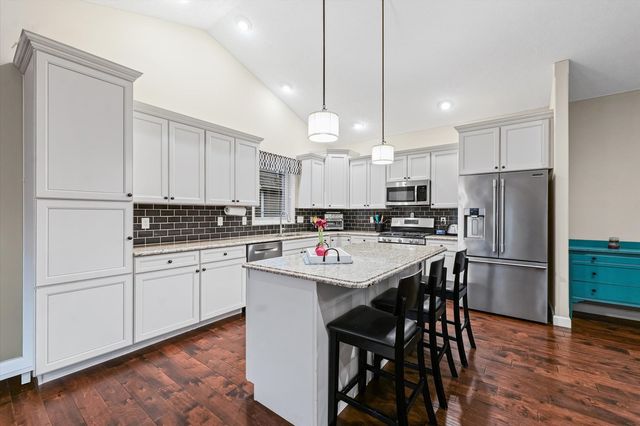 312 LONDON Way, Savoy, IL 61874