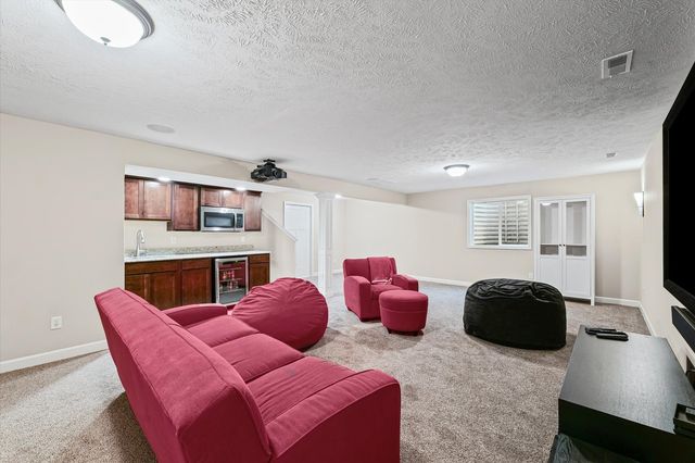 312 LONDON Way, Savoy, IL 61874