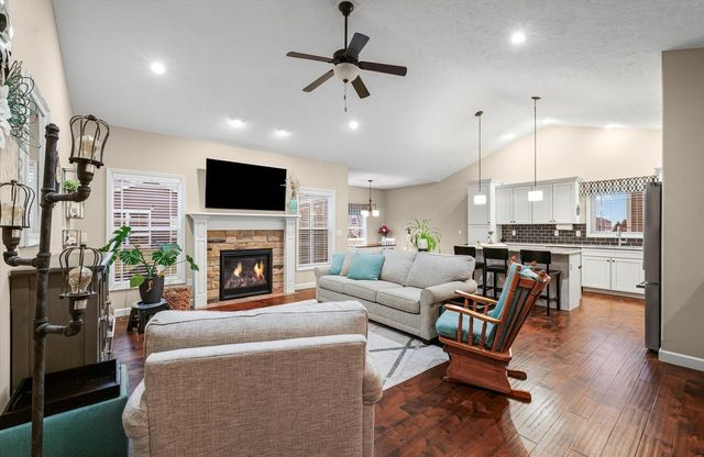 312 LONDON Way, Savoy, IL 61874