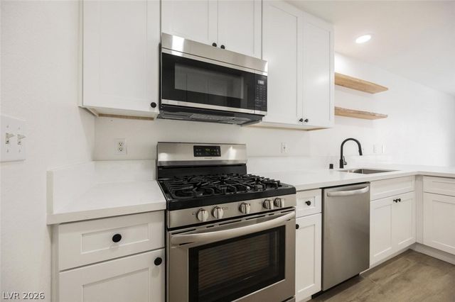 10139 Rocky Tree Street, Las Vegas, NV 89183