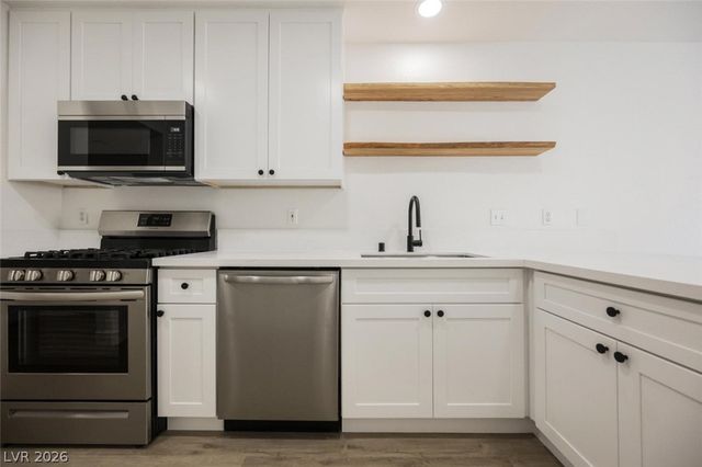 10139 Rocky Tree Street, Las Vegas, NV 89183