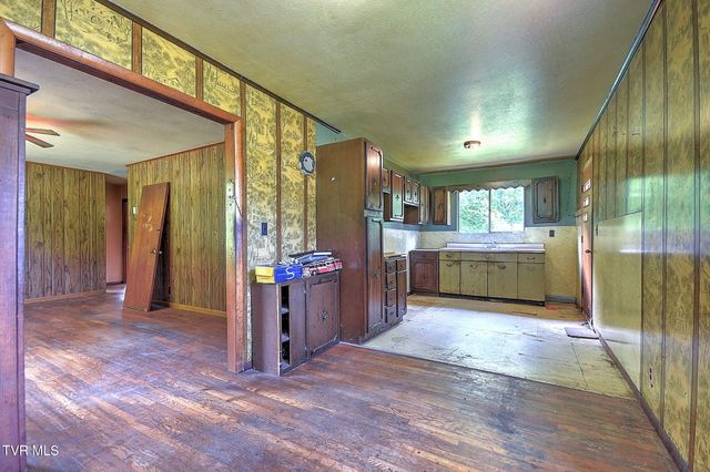 195 Spaniel Drive, Gate City, VA 24251