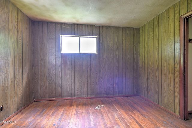 195 Spaniel Drive, Gate City, VA 24251