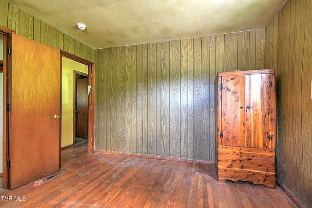 195 Spaniel Drive, Gate City, VA 24251