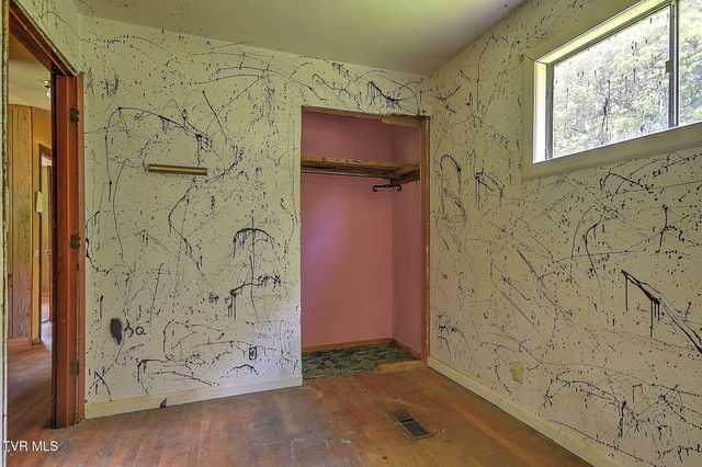 195 Spaniel Drive, Gate City, VA 24251
