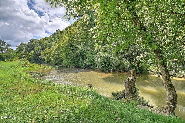 195 Spaniel Drive, Gate City, VA 24251