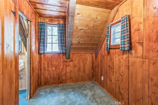 129 B Lane, Lake Arrowhead, CA 92352