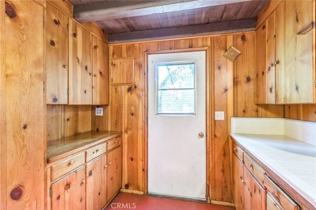 129 B Lane, Lake Arrowhead, CA 92352