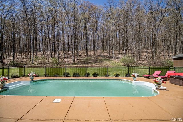 2769 West Lake Road, Cazenovia, NY 13035