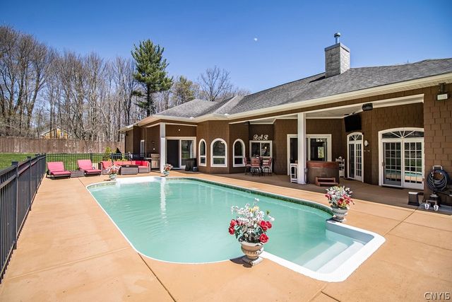 2769 West Lake Road, Cazenovia, NY 13035