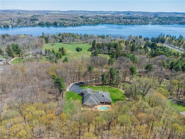 2769 West Lake Road, Cazenovia, NY 13035