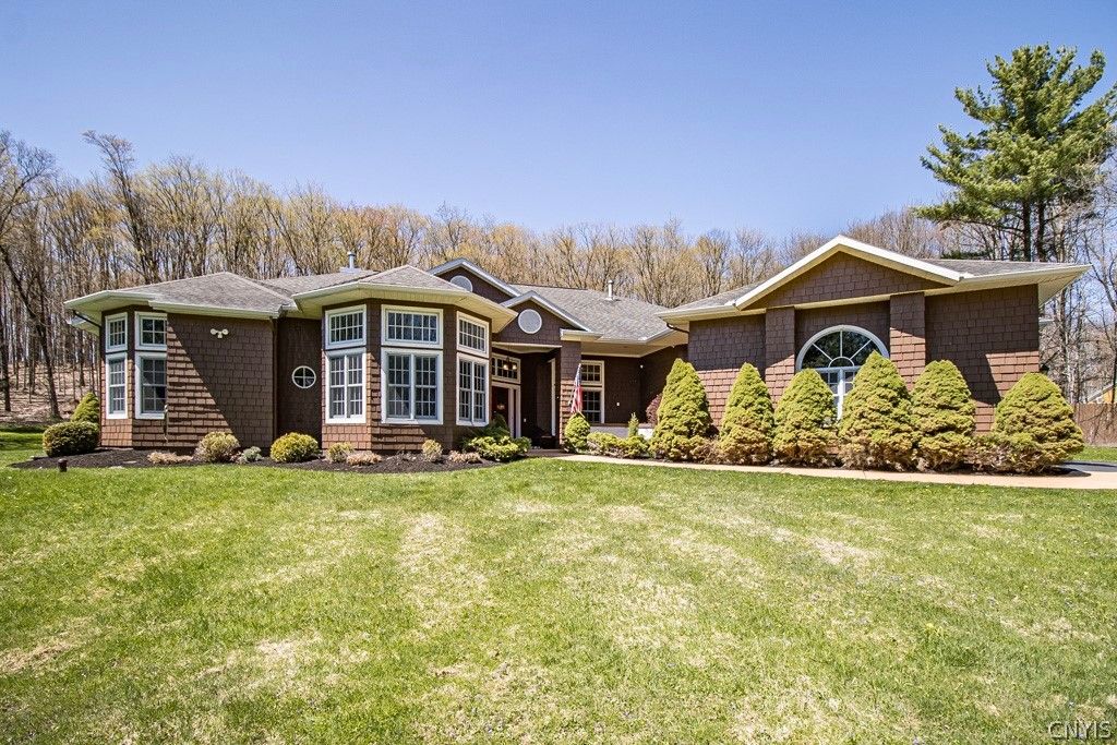 2769 West Lake Road, Cazenovia, NY 13035