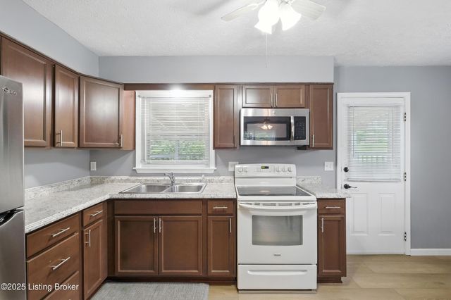 416 Franklin Ave, Elizabethtown, KY 42701