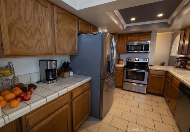 19258 Pine, Apple Valley, CA 92308