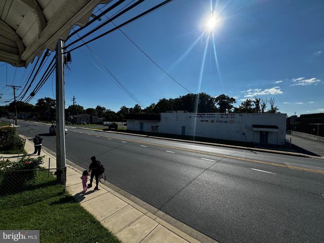 15 S MARLYN AVE, Essex, MD 21221