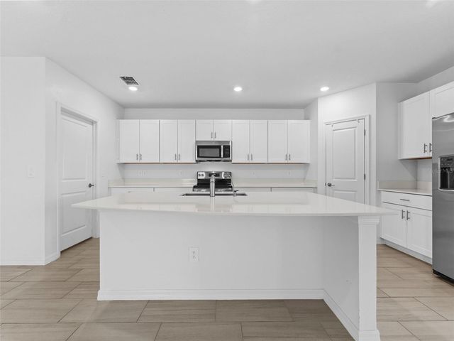 11628 RADIANT SHORE LOOP, San Antonio, FL 33576