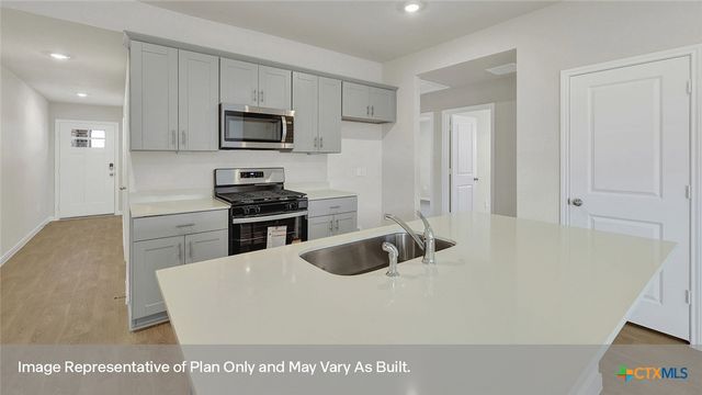 160 RAYMONDVILLE Path, San Marcos, TX 78666