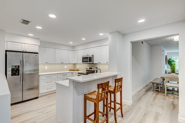 207 Mainsail Circle, Jupiter, FL 33477