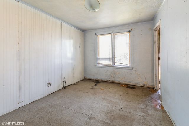 8800 S Winchester Avenue, Chicago, IL 60620