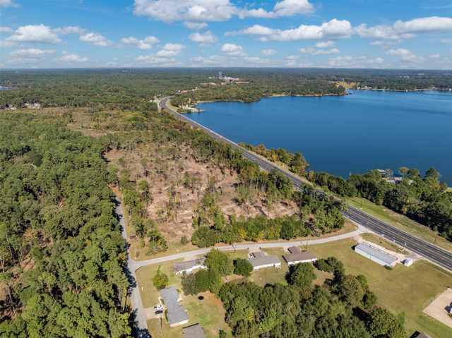 17446 Pintail 20A, Flint, TX 75762