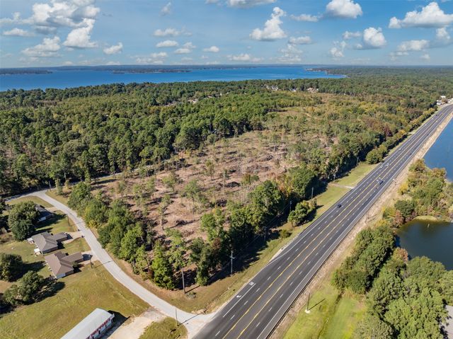 17446 Pintail 20A, Flint, TX 75762