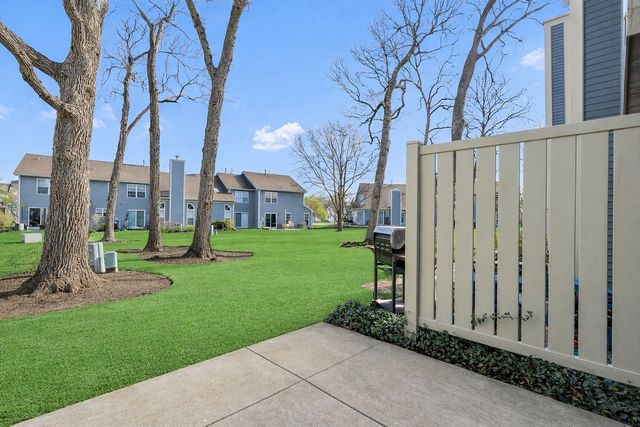 697 Bent Ridge Lane, Elgin, IL 60120