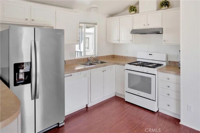 22601 Bear Valley 17, Apple Valley, CA 92308