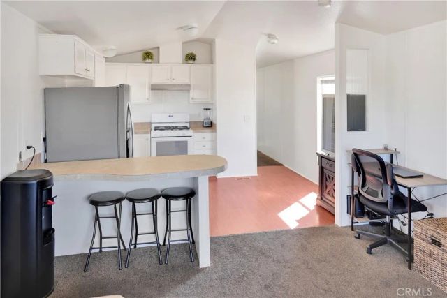 22601 Bear Valley 17, Apple Valley, CA 92308