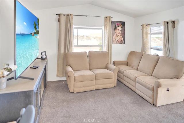 22601 Bear Valley 17, Apple Valley, CA 92308