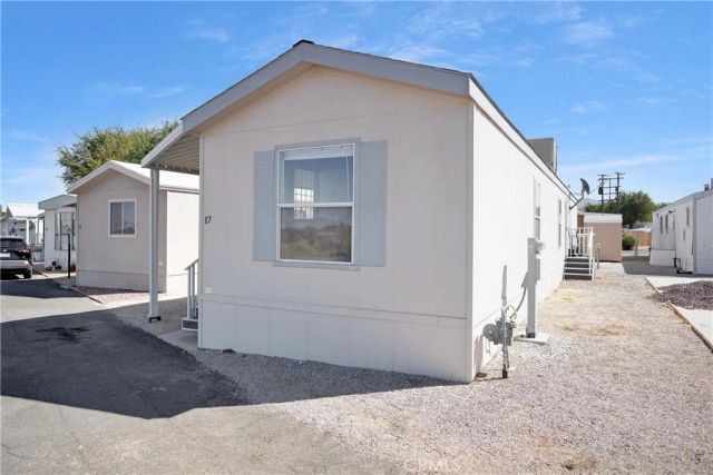 22601 Bear Valley 17, Apple Valley, CA 92308