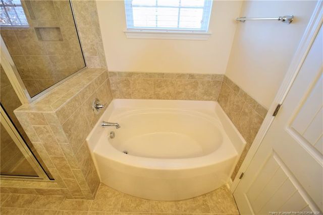 154 Heatherwood Drive, Lillington, NC 27546