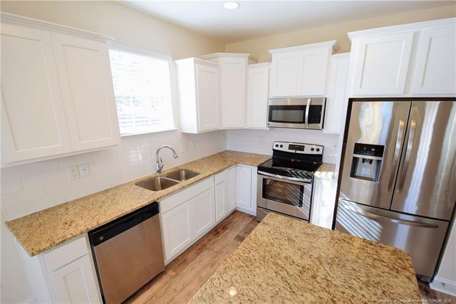 154 Heatherwood Drive, Lillington, NC 27546