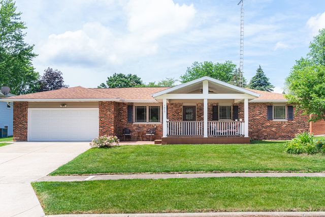 1617 Kaylee Court, Sycamore, IL 60178