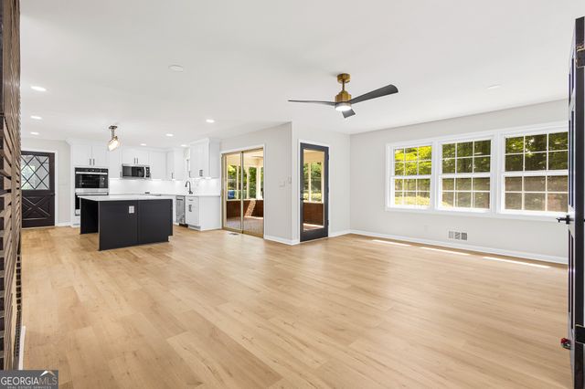 3390 Somerset Trail SW, Atlanta, GA 30331