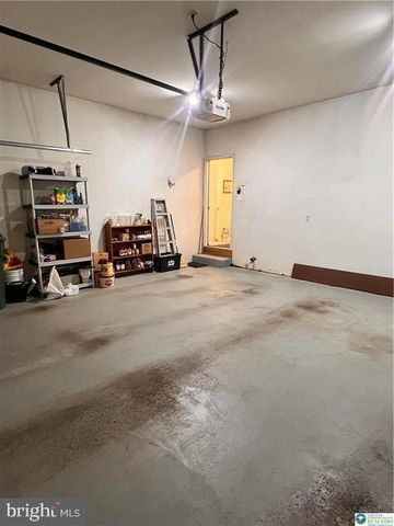 3091 DONEGAL DR, Macungie, PA 18062