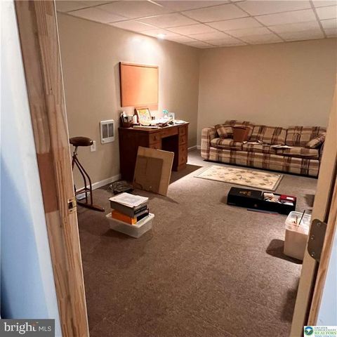 3091 DONEGAL DR, Macungie, PA 18062