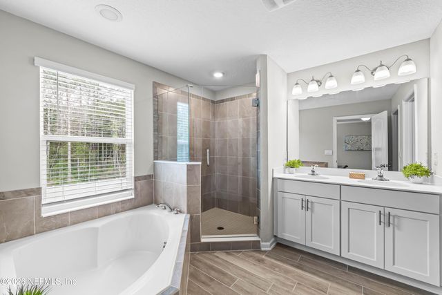 65704 EDGEWATER Drive, Yulee, FL 32097