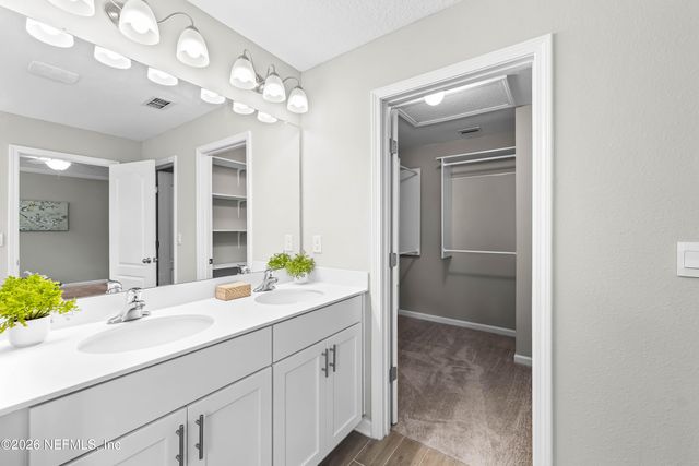 65704 EDGEWATER Drive, Yulee, FL 32097