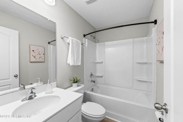 65704 EDGEWATER Drive, Yulee, FL 32097