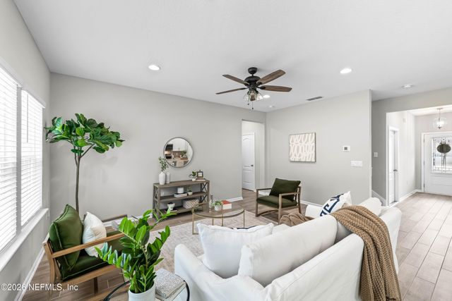 65704 EDGEWATER Drive, Yulee, FL 32097