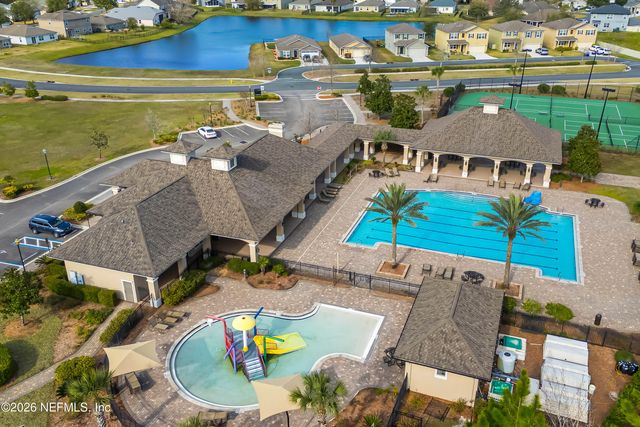 65704 EDGEWATER Drive, Yulee, FL 32097