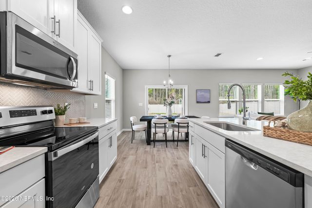 65704 EDGEWATER Drive, Yulee, FL 32097