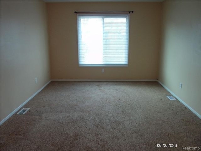 24495 Quad Park Lane, Clinton Charter Township, MI 48035