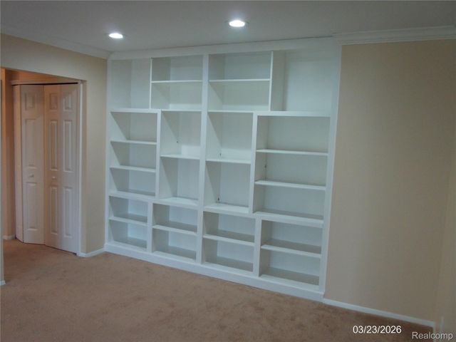 24495 Quad Park Lane, Clinton Charter Township, MI 48035