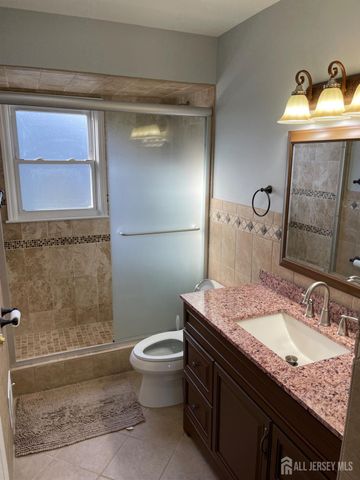 57 Greenbrook Rd Road, Middlesex, NJ 08846