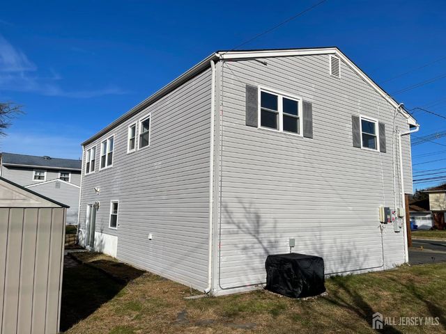 57 Greenbrook Rd Road, Middlesex, NJ 08846