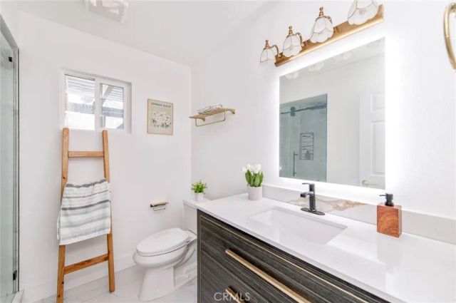 22733 Islamare, Lake Forest, CA 92630